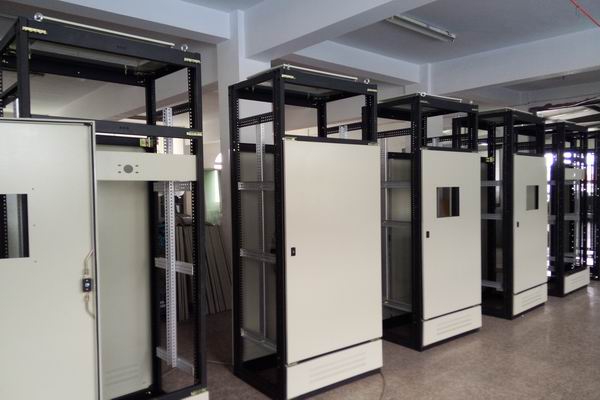 方山配电柜-3683厂家配电柜检修需要注意的